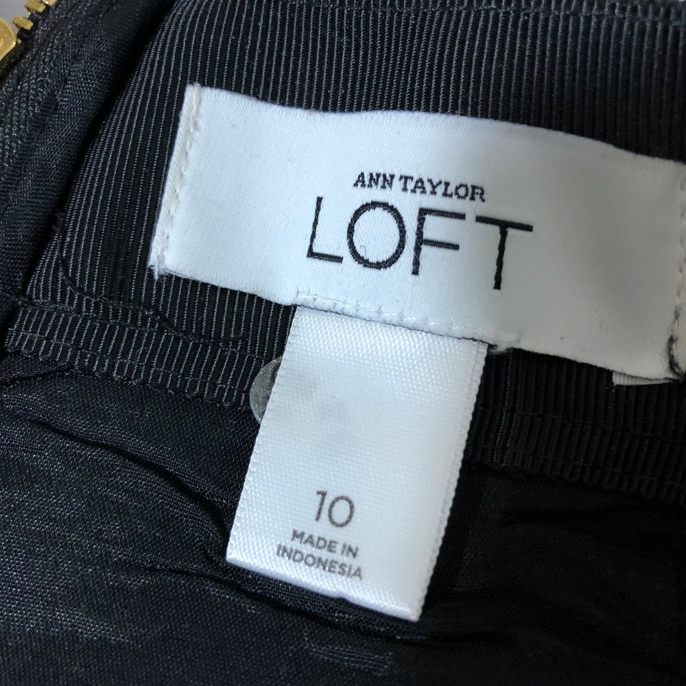 LOFT Black & Gold Mesh Overlay Pencil Skirt - Picture 6 of 8